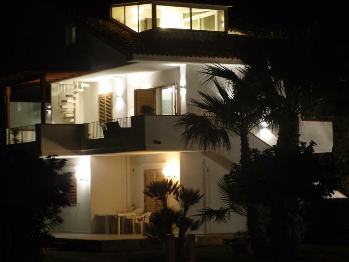 Sulle Tracce Di Montalbano Villa Ragusa Exteriör bild