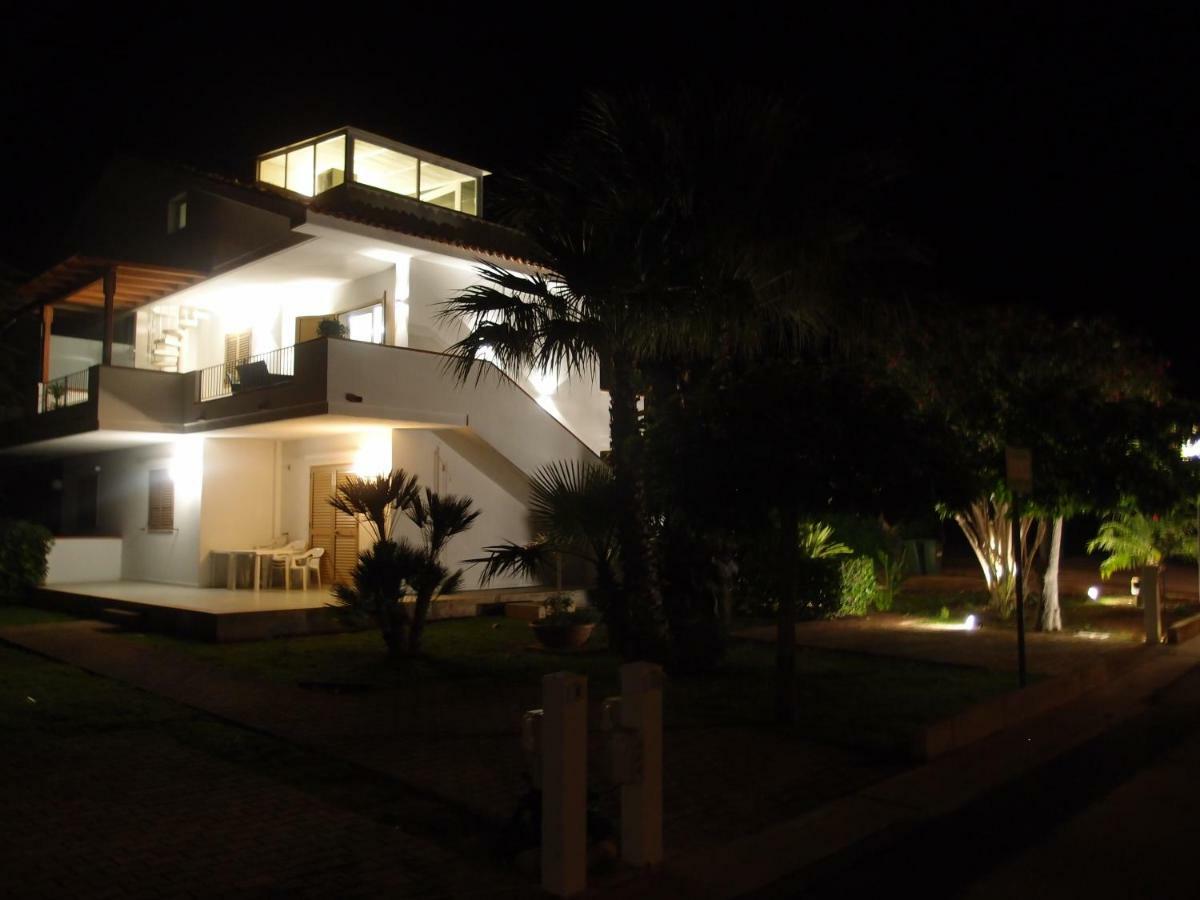 Sulle Tracce Di Montalbano Villa Ragusa Exteriör bild
